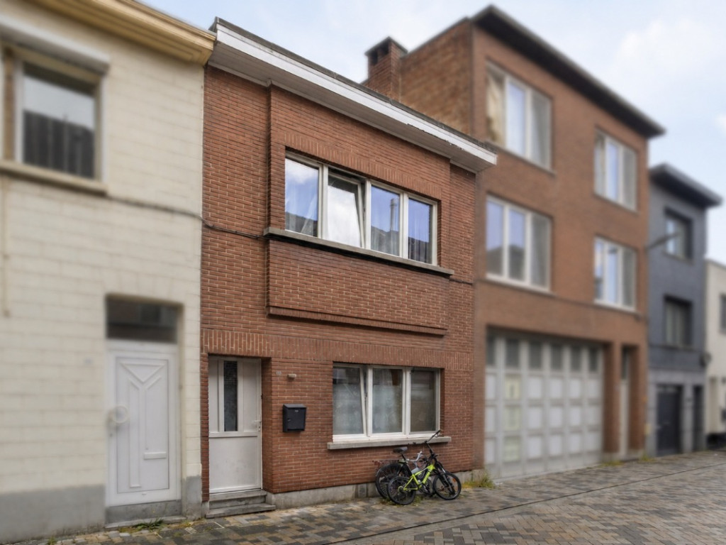 Advokaatstraat - 8 - - 2850