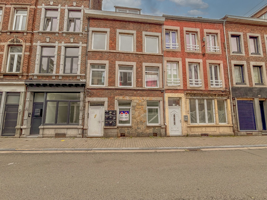 Rue Saint Léonard - 200 - - 4000