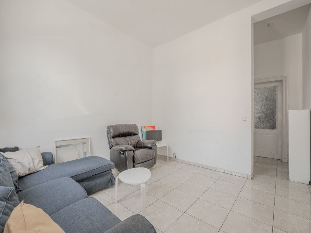 Rue Douffet - 45 - - 4020