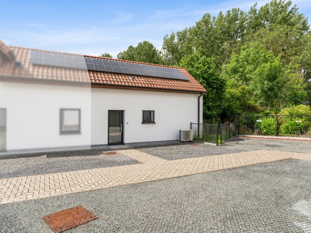 Buitenland - 33 - 4 - 2880