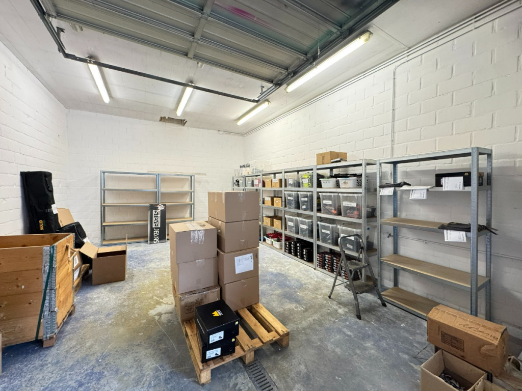 Kortrijksestraat - 96 - - 8880