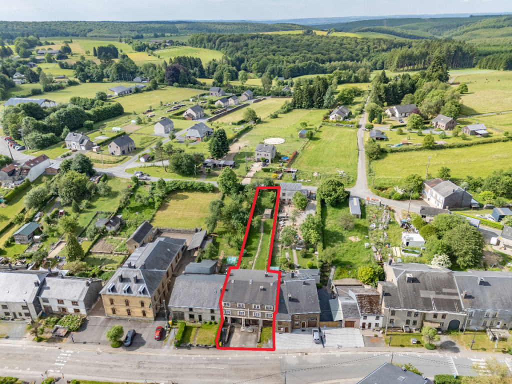 Place Saint-Martin - 208 - - 5550