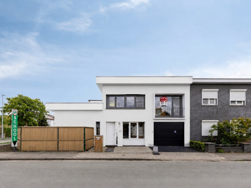 Baron de Serretstraat - 103 - - 8000