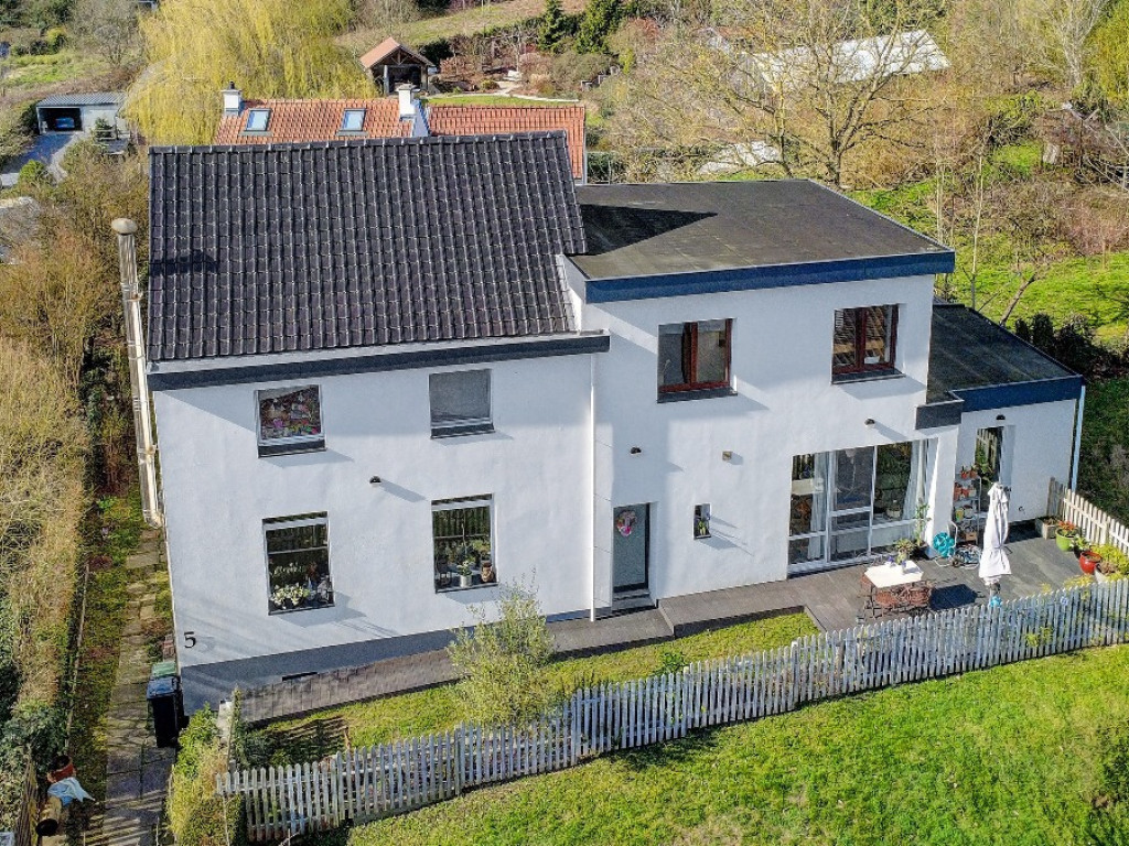 Jules Delcordestraat - 5 - - 1560