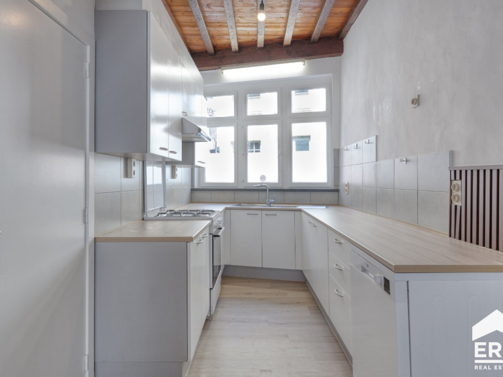 Carmersstraat - 28 - - 8000