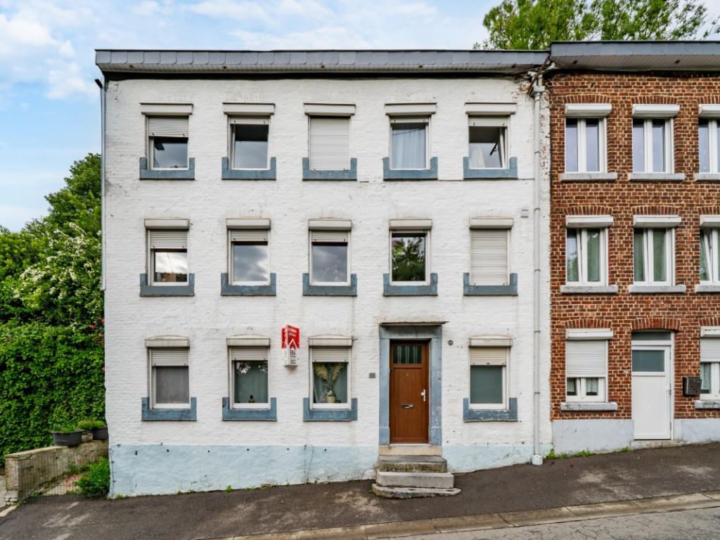 Rue Haut Vinâve - 88 - - 4820