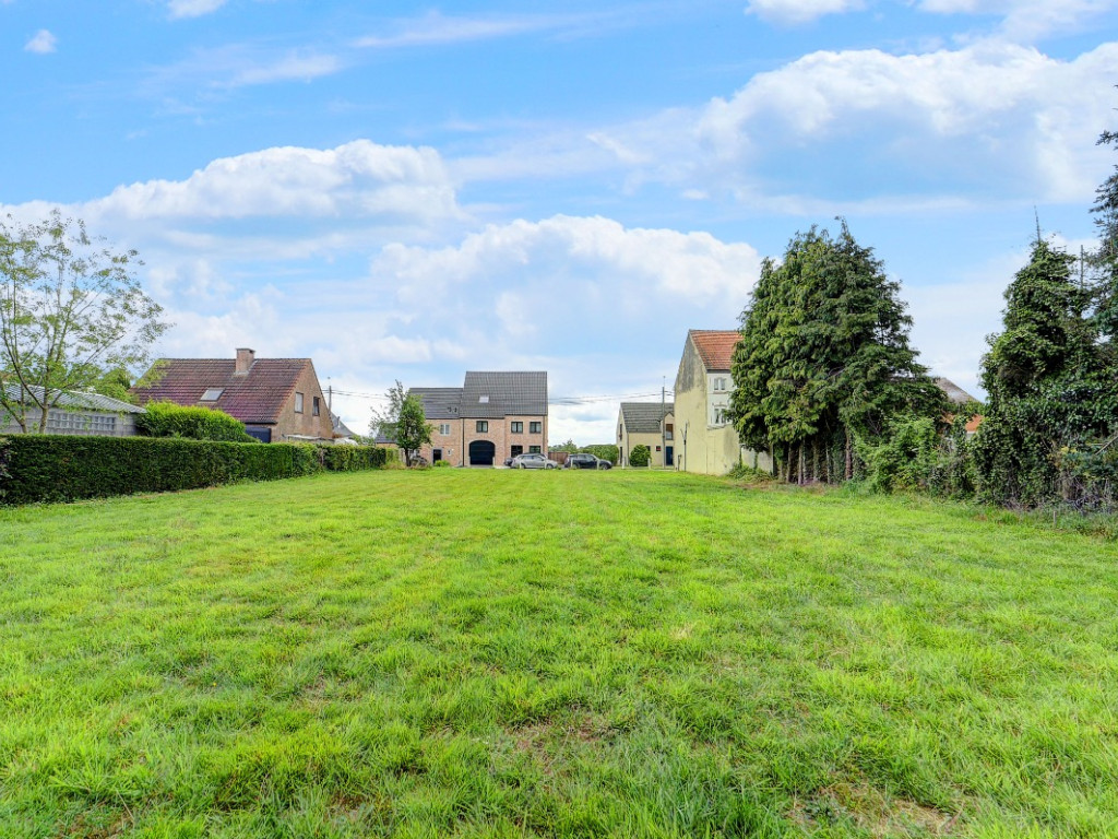 Tommestraat - naast 127 - - 3040