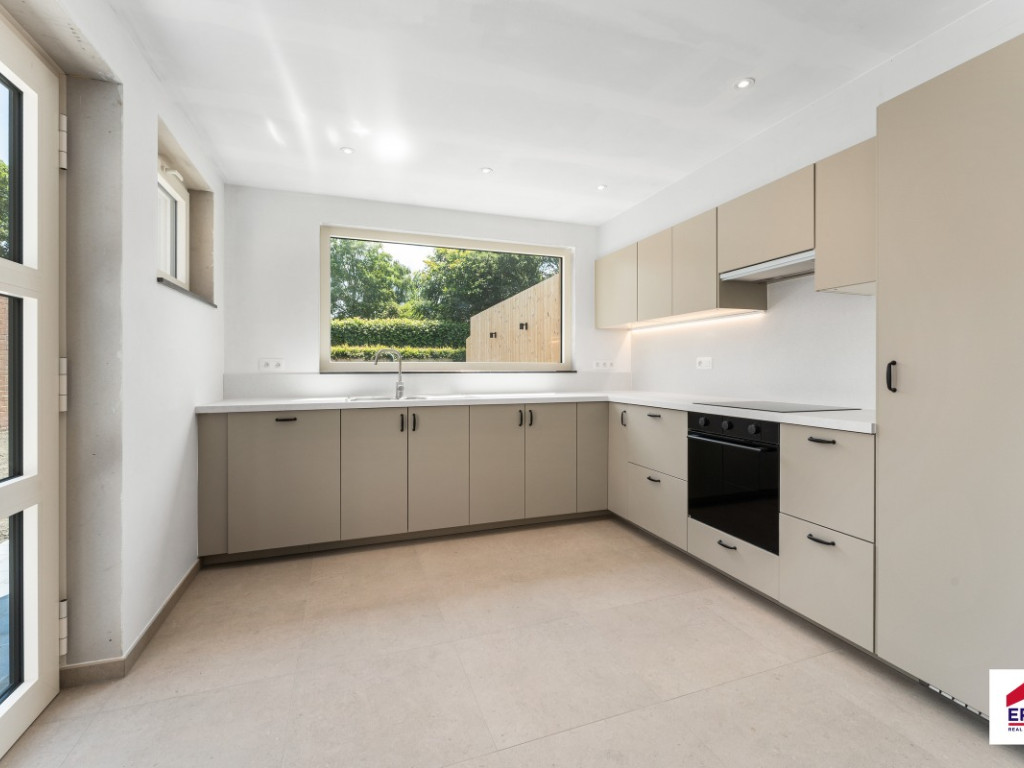 Futselstraat - 36 - - 8750