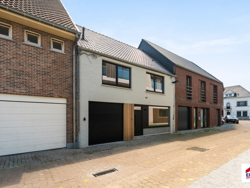 Futselstraat - 36 - - 8750