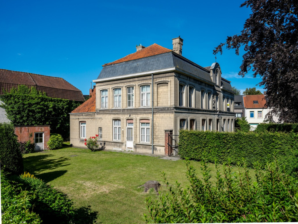 Kerkstraat - 13 - - 8870
