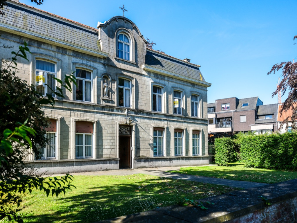 Kerkstraat - 13 - - 8870