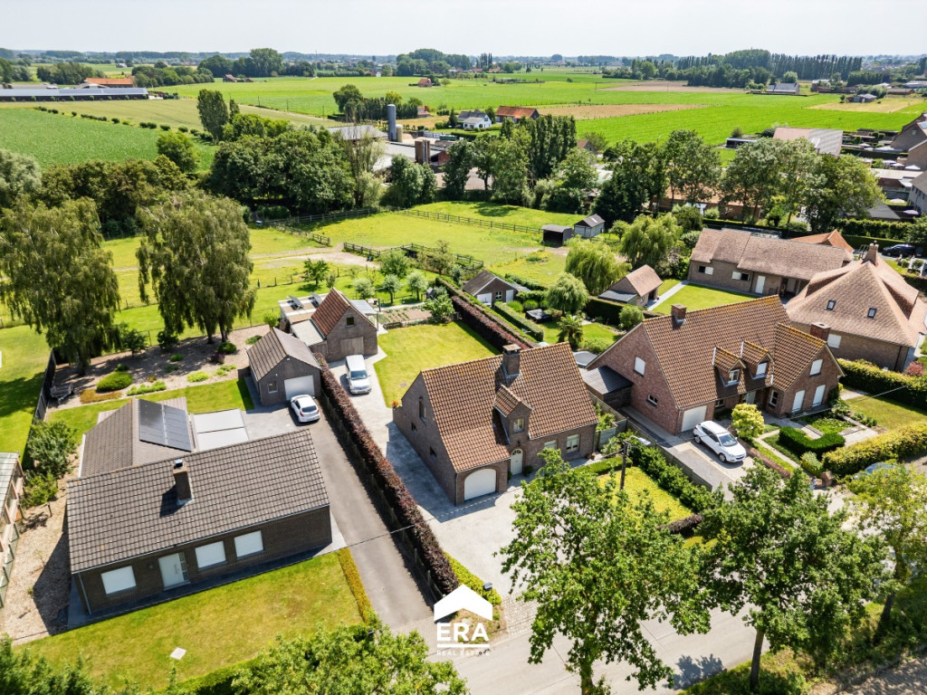 Bruggesteenweg - 56B - - 8755