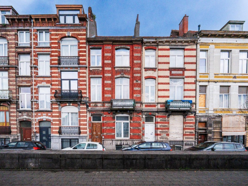 Rue Renée Douffet - 87 - - 1081