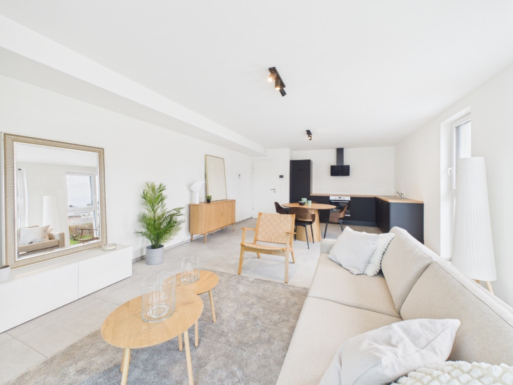 Chaussée d'Arlon - 35+ - Apt 4 - 6600