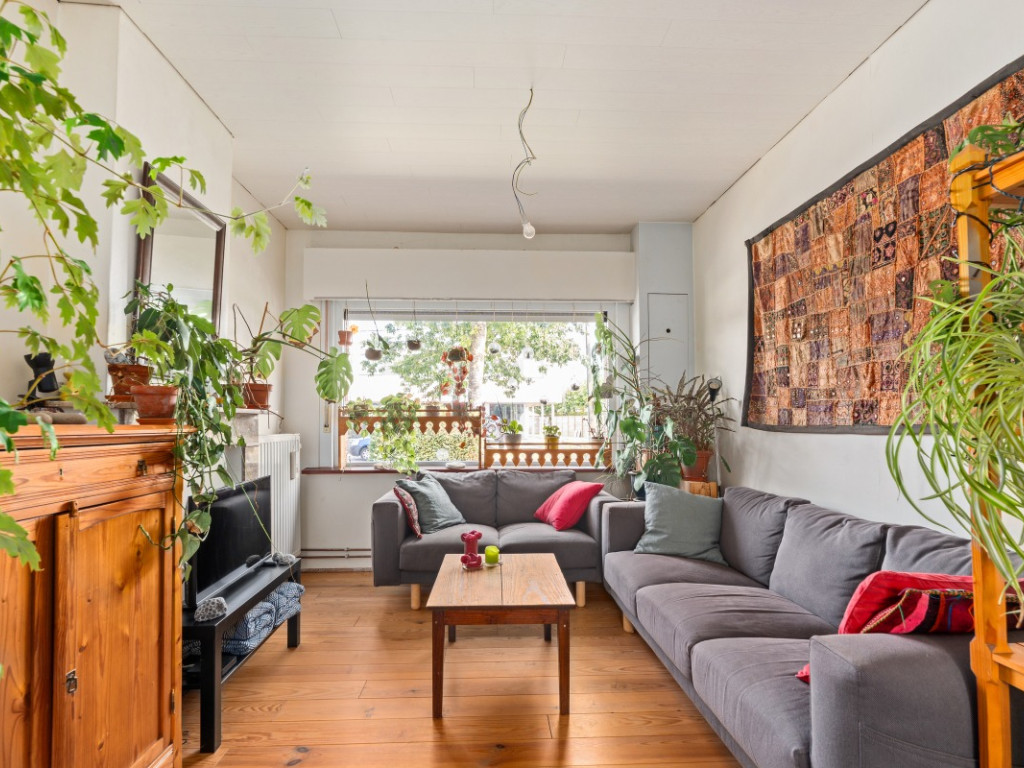 Eeklostraat - 66 - - 9971