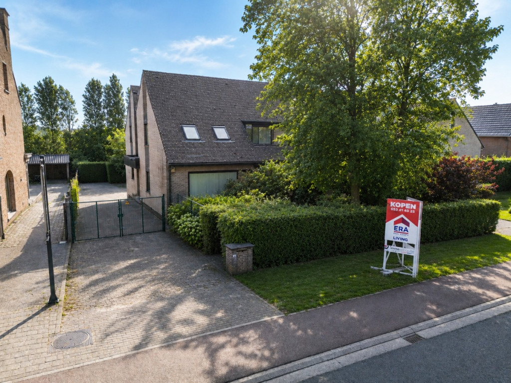 Hoogstraat - 142 - - 9340