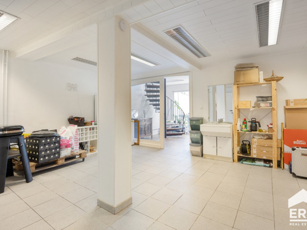 Hovestraat - 70 - - 2370