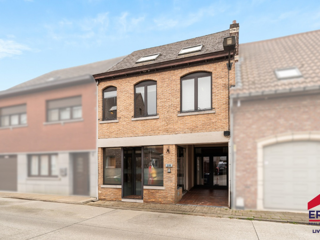 Leuvestraat - 218 - - 9320