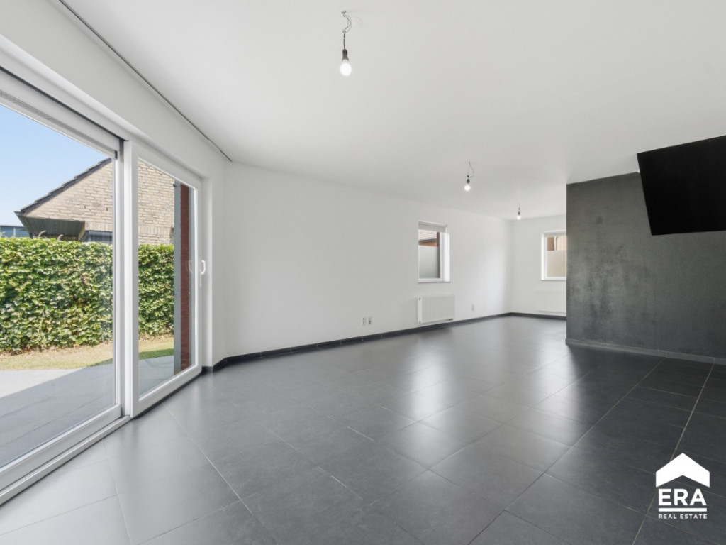 Ketenstraat - 100 - - 8890