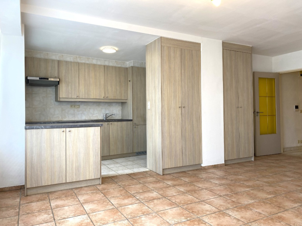 Leopoldstraat - 80 - 5de verd - 2800