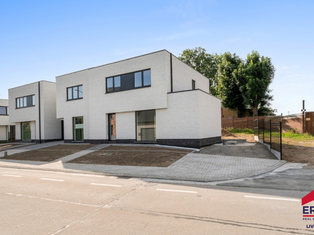 Eigenstraat - 100 - - 9450