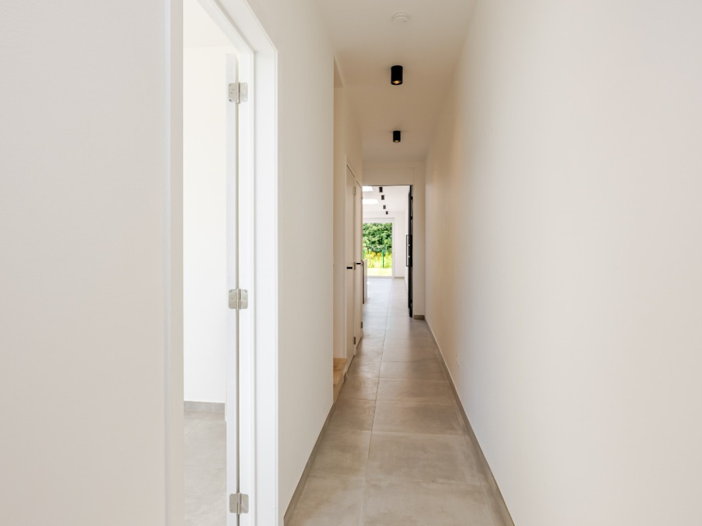 Kroonstraat - 28 - - 9900