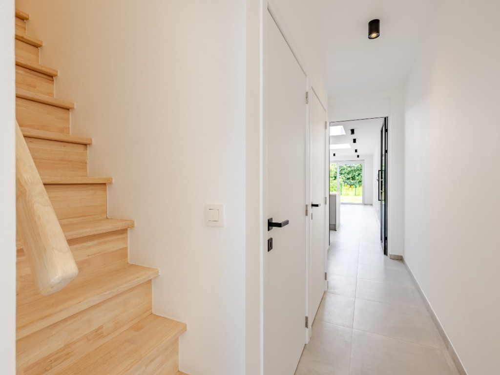 Kroonstraat - 28 - - 9900