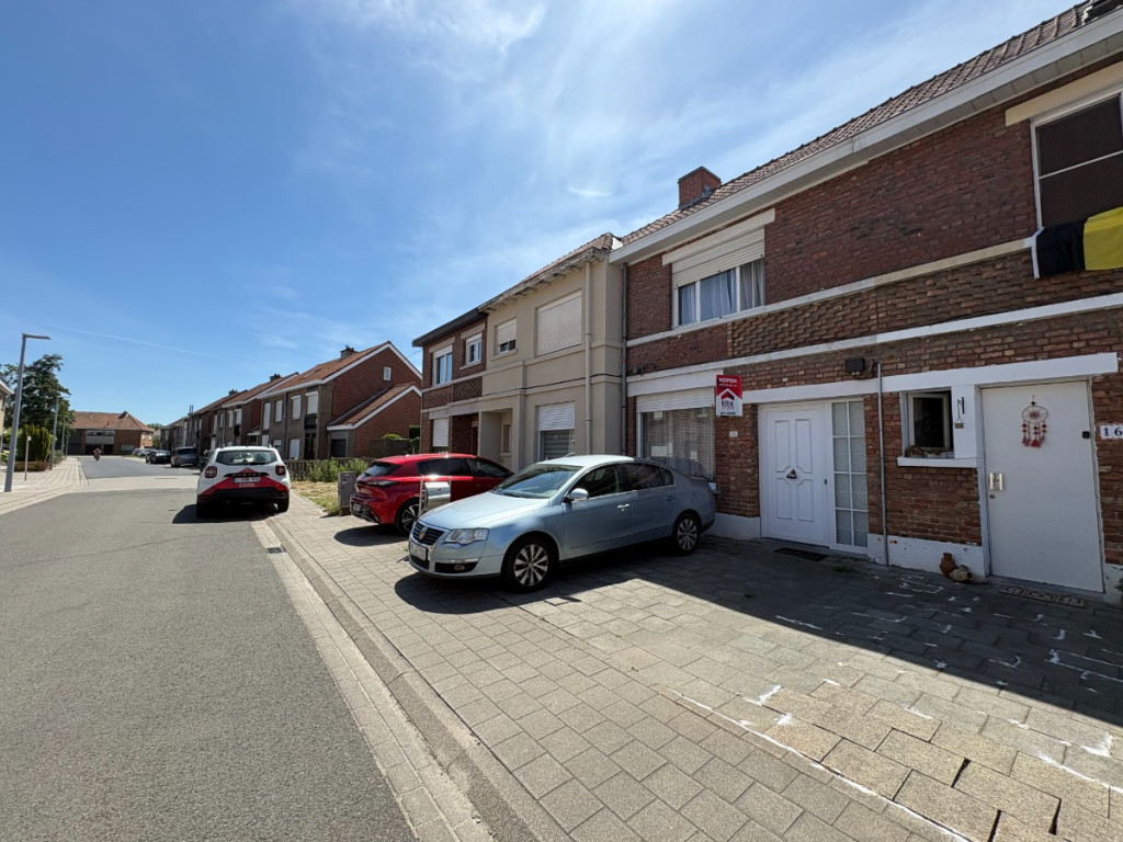 Monseigneur De Haernestraat - 18 - - 8800