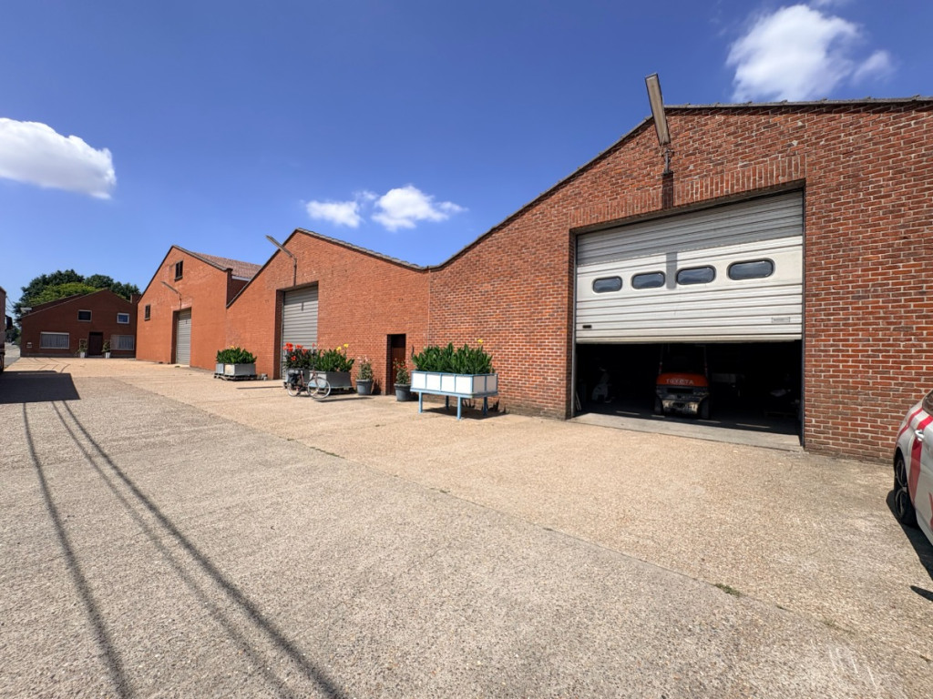 Stationstraat - 252 - loods 3 - 8890