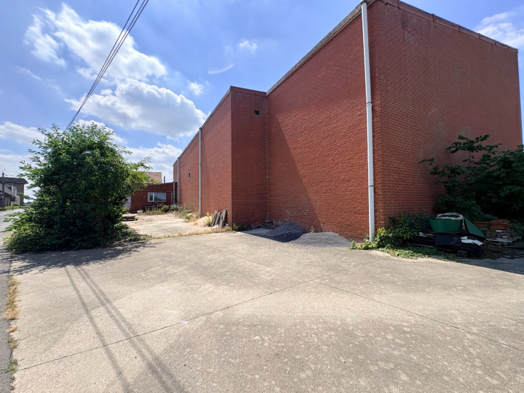 Stationstraat - 252 - loods 3 - 8890