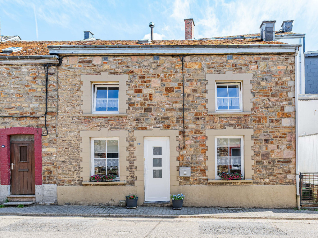 Rue de Lavaux - 12 - - 6870