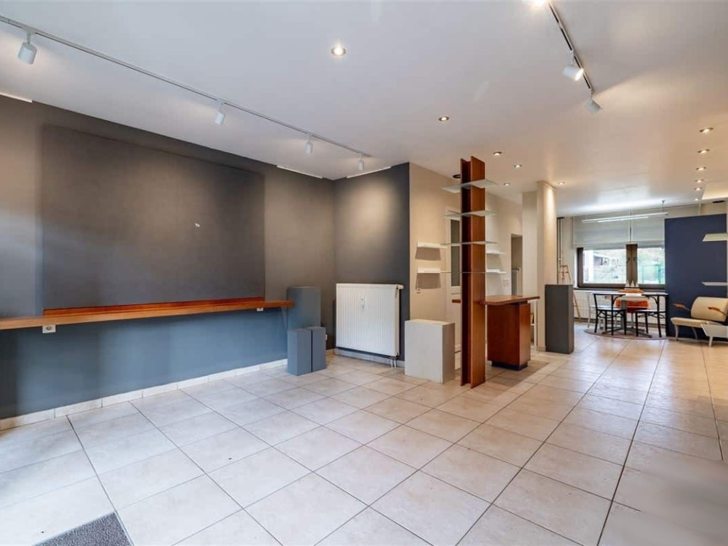 Rue Francois-Jean-Piessevaux - 27 - - 6762