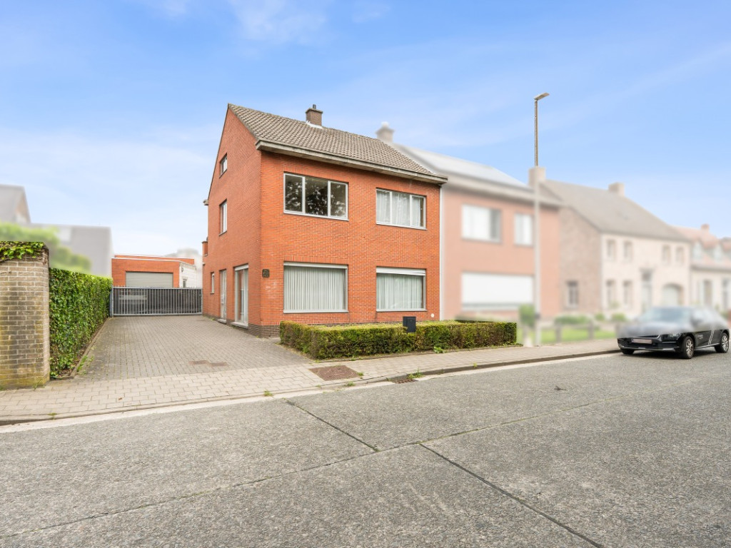 Vlasbloemstraat - 24-26 - - 9100