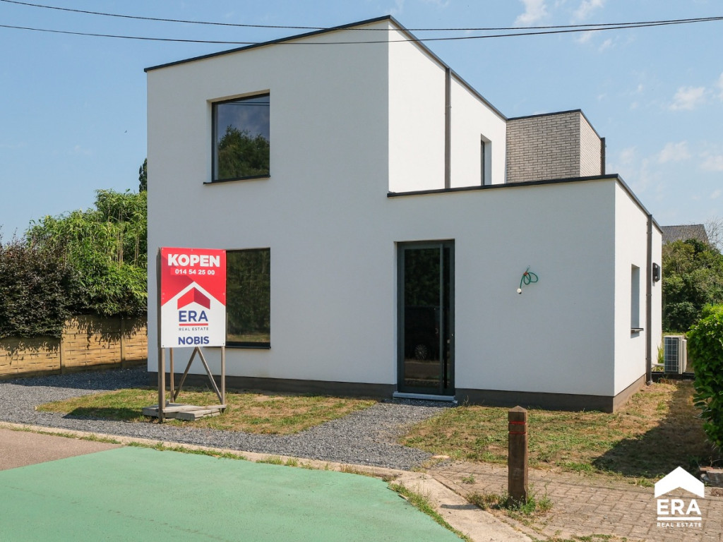 Pastoor Brissacstraat - 19 - - 3271