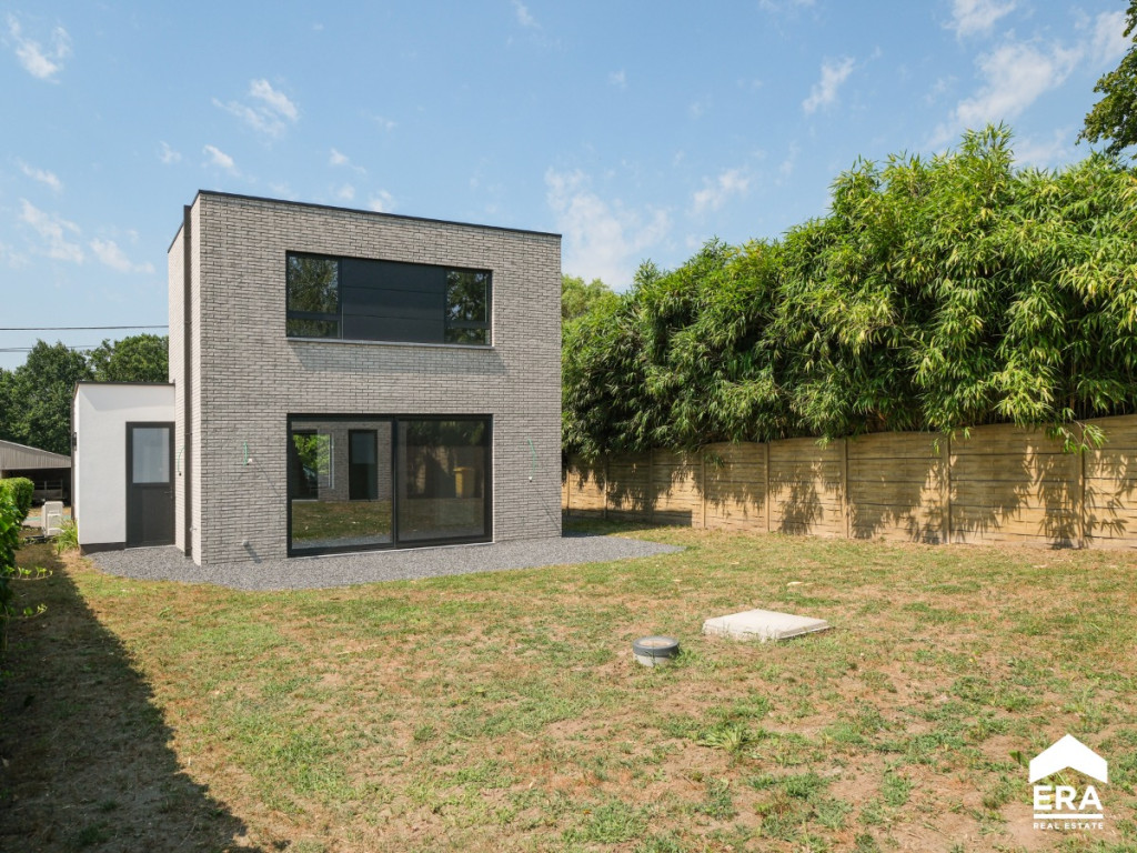 Pastoor Brissacstraat - 19 - - 3271