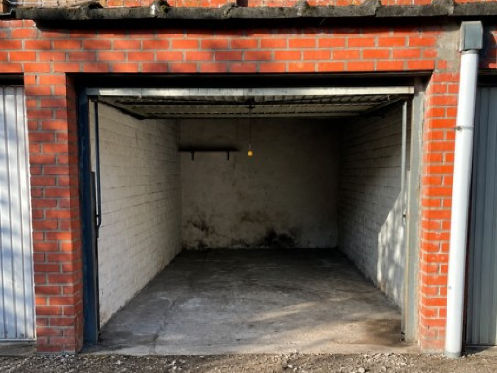 Meenseweg - 10-12 - Garage 8 - 8900