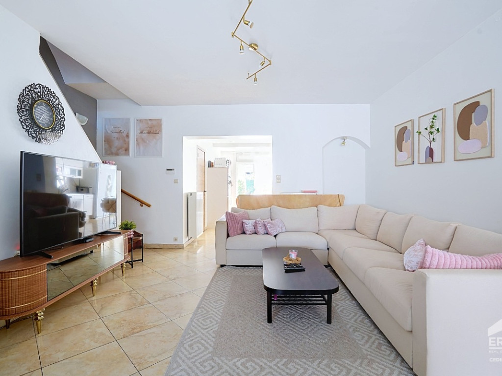 Avenue des Roses - 11 - - 1480
