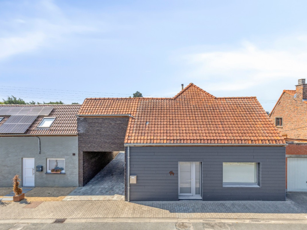 Maantjeveld - 14 - - 8210