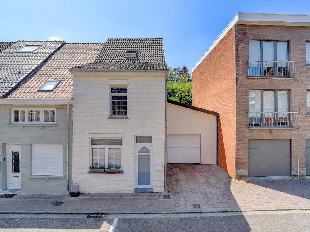 Josse Biesmansstraat - 17 - - 1560