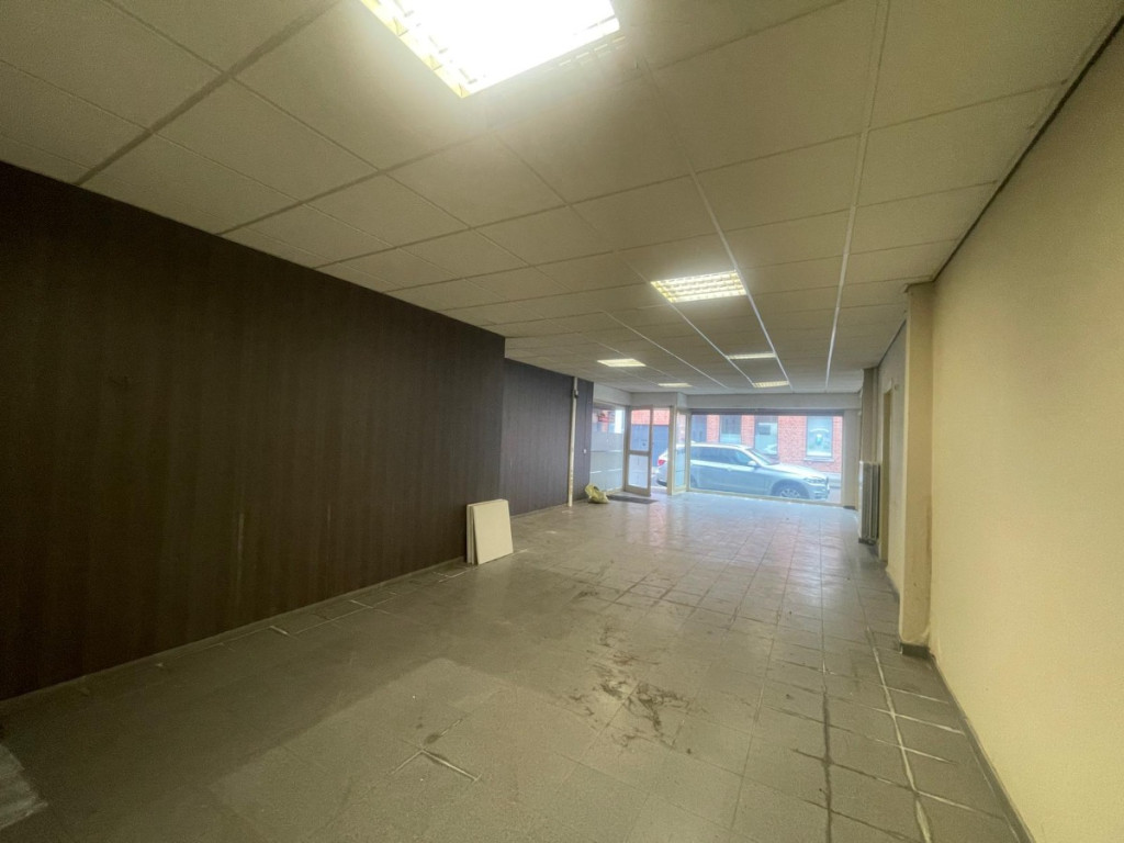 Roeselarestraat - 75/77 - - 8560