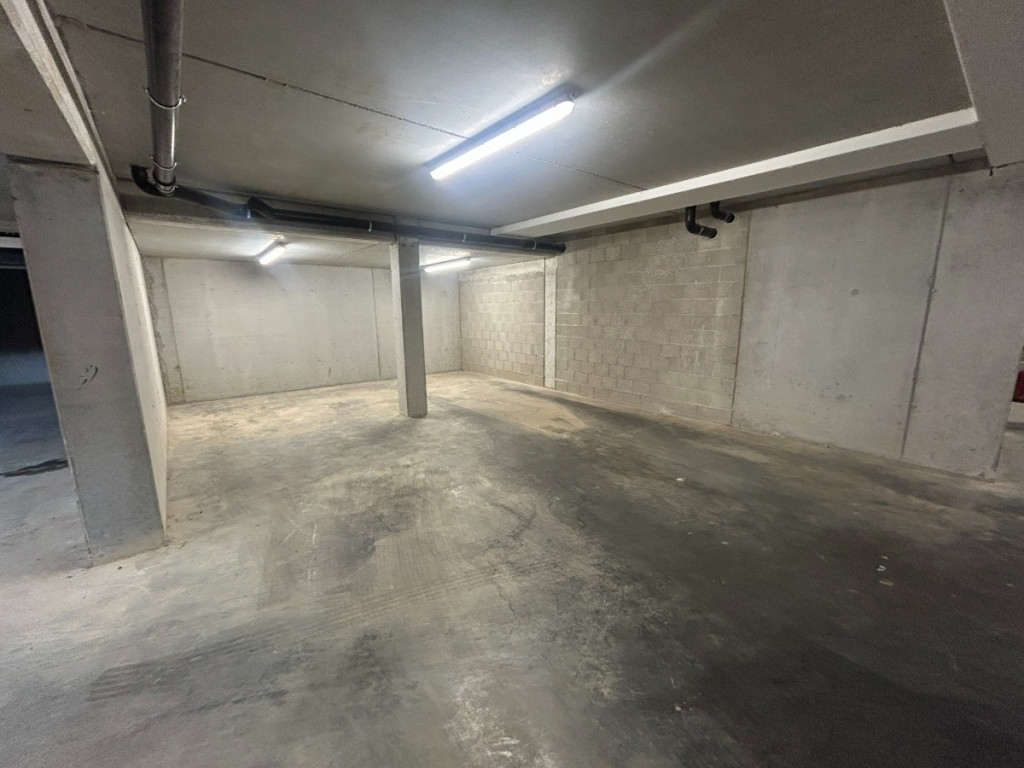 Maagdestraat - 1a - GARAGE 11 - 8980