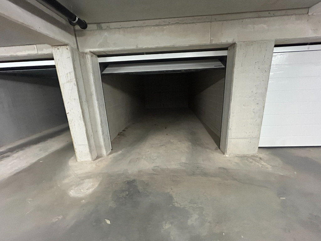 Maagdestraat - 1a - GARAGE 11 - 8980