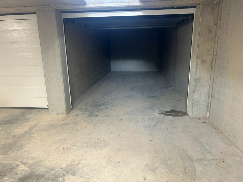 Maagdestraat - 1a - GARAGE 11 - 8980