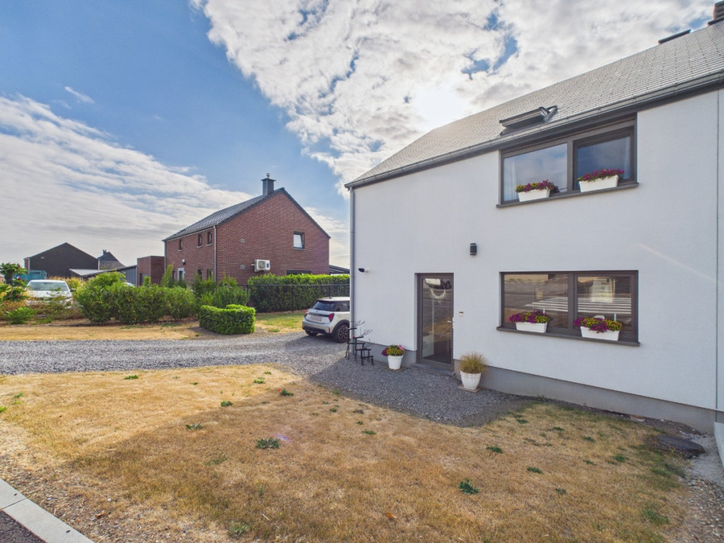 Rue Cognely - 2 - B - 5377