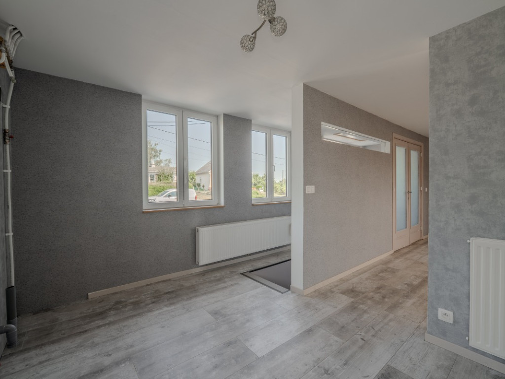 Rue des Combattants - 10 - - 5190