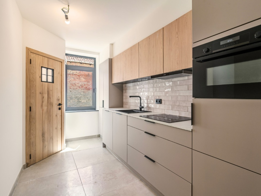 Koning Albertstraat - 141 - - 1760