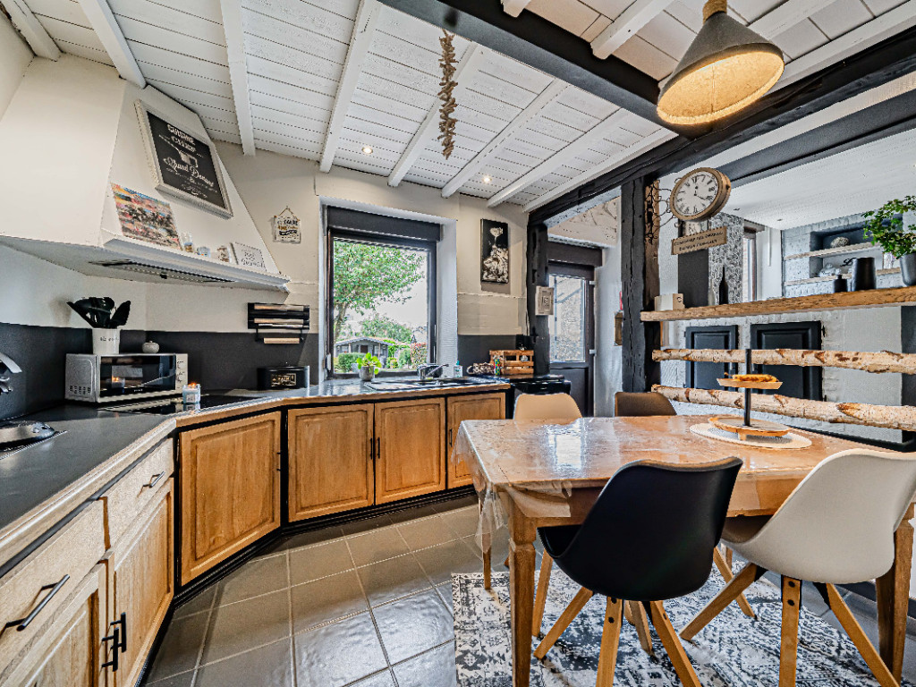 Rue Saint-Roch - 20 - - 6870
