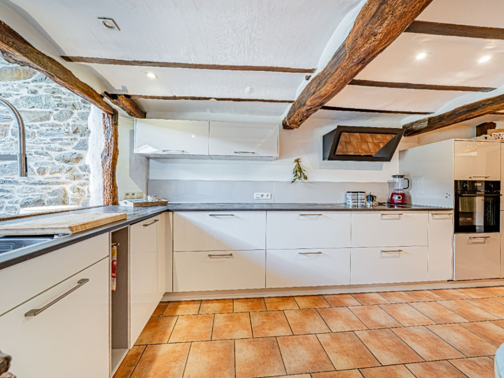 Rue Rocher-de-Hourt - 42 - A - 6698