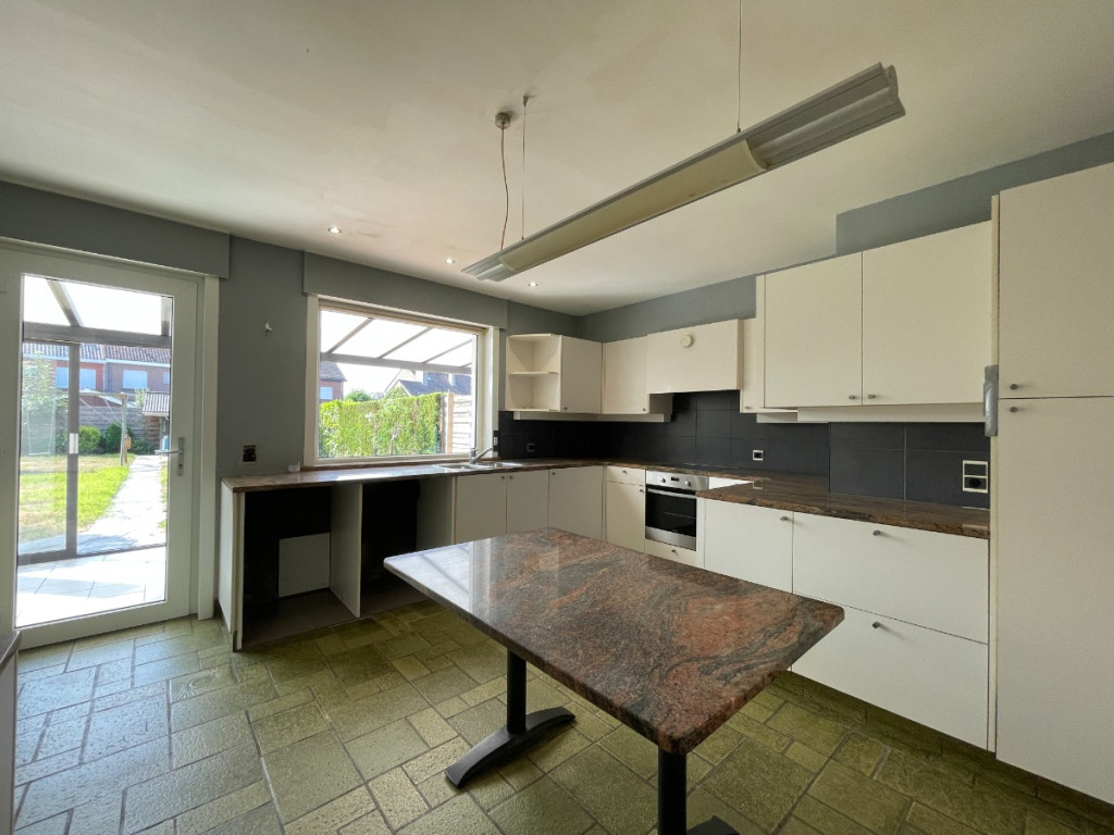 Westmolenstraat - 17 - - 8940
