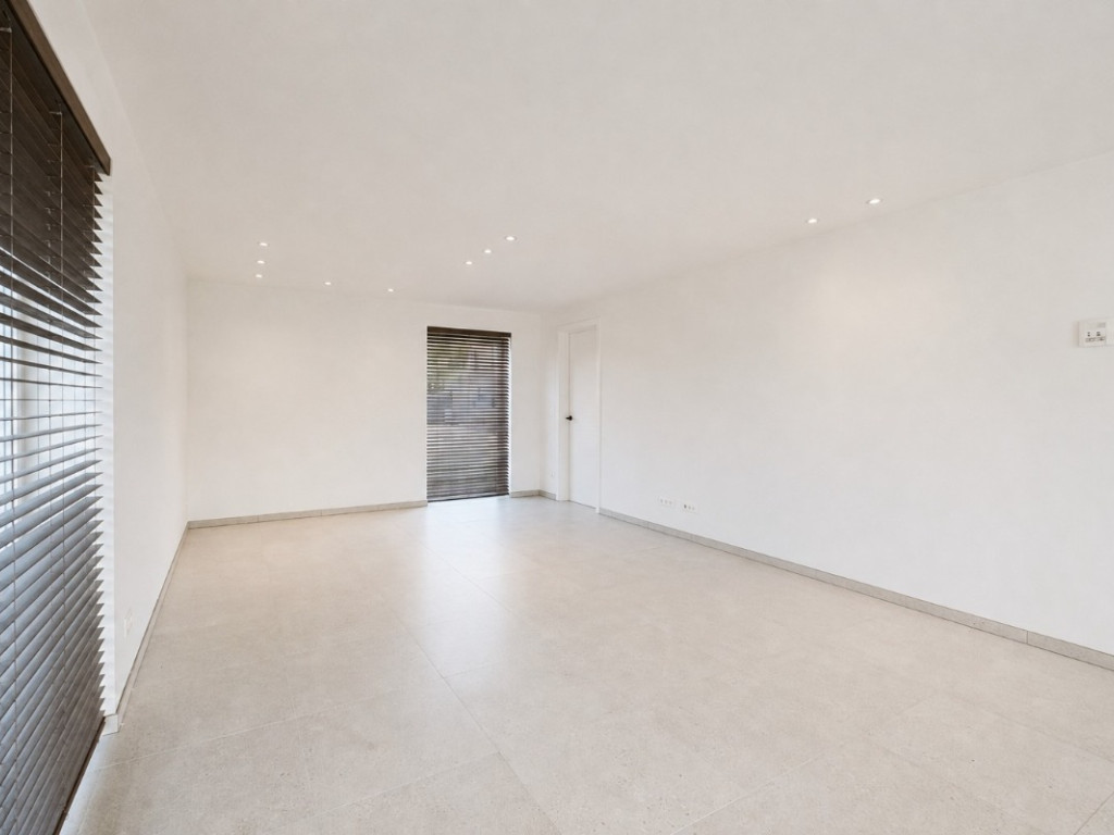 Esdoornstraat - 52 - - 2490